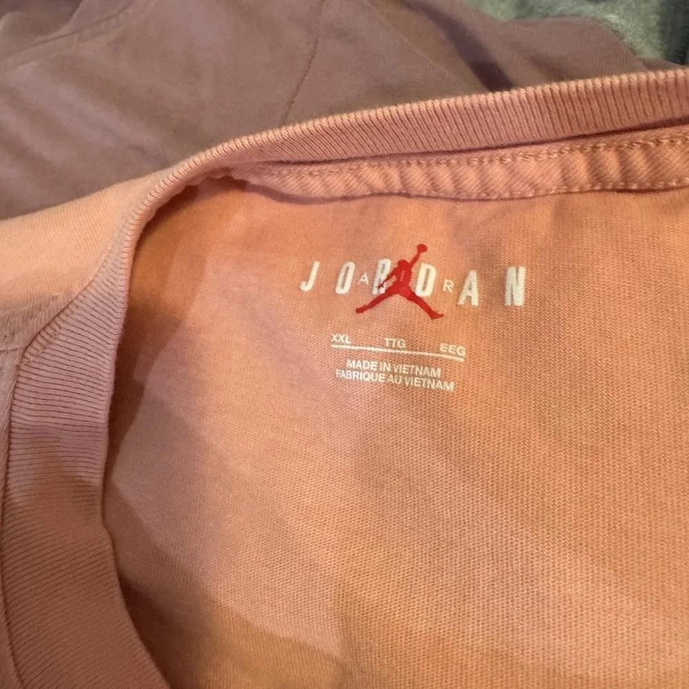 Nike‎ Jordan Flight Esssentials 85 Graphic Tee Shirt Men's Sz XXL Pink Peach